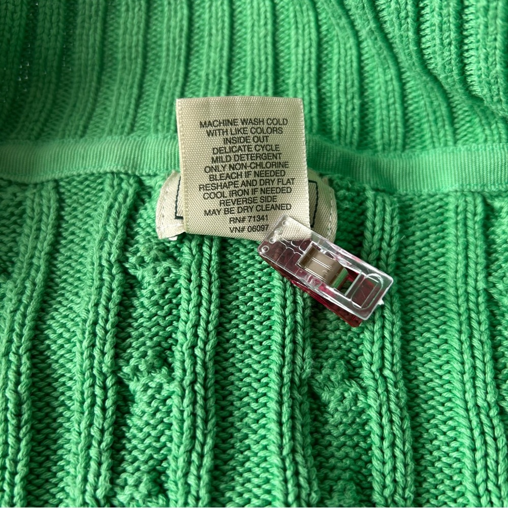 Women’s 100% Cotton Green Cable Knit Sweater - Picture 3 of 5